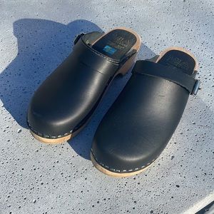 Worn once! Mia, European size 39 Alma clog with 1 1/2 inch heel.